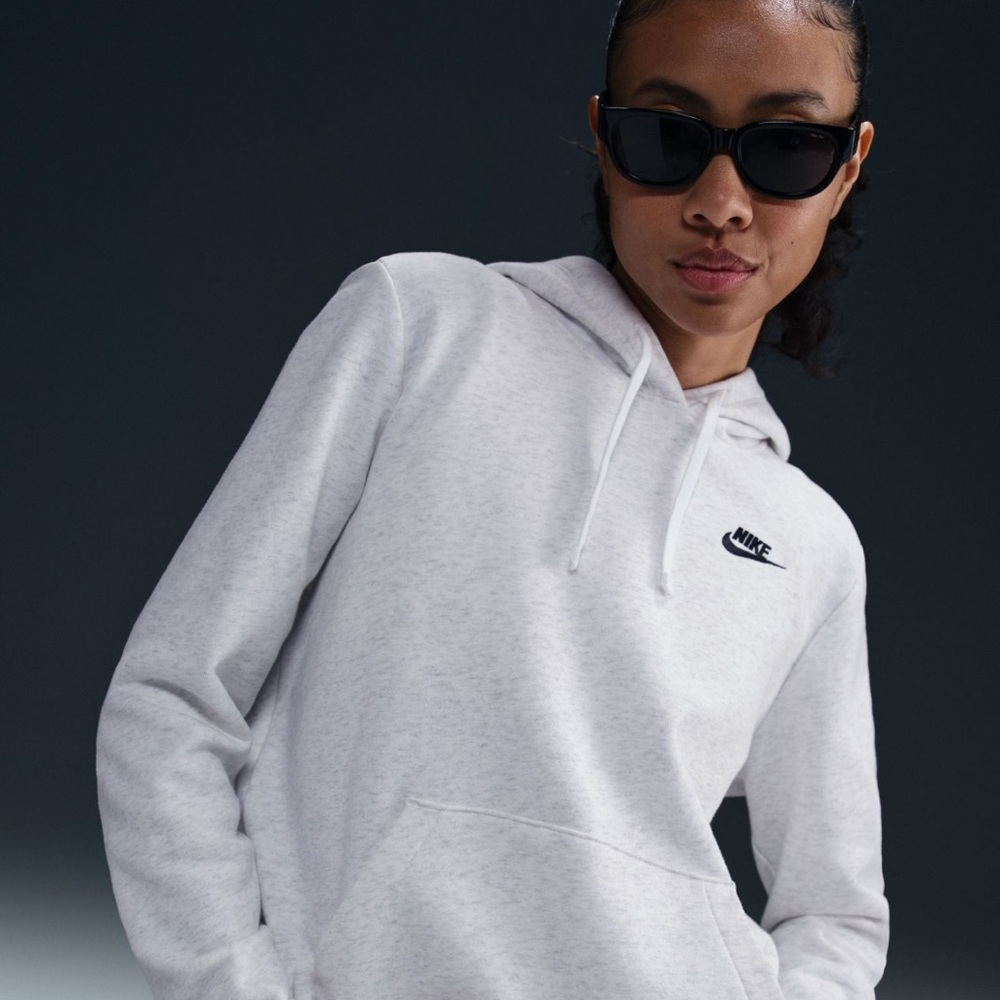 NWT Nike Women’s Sportswear Club Fleece Pullover Hoodie